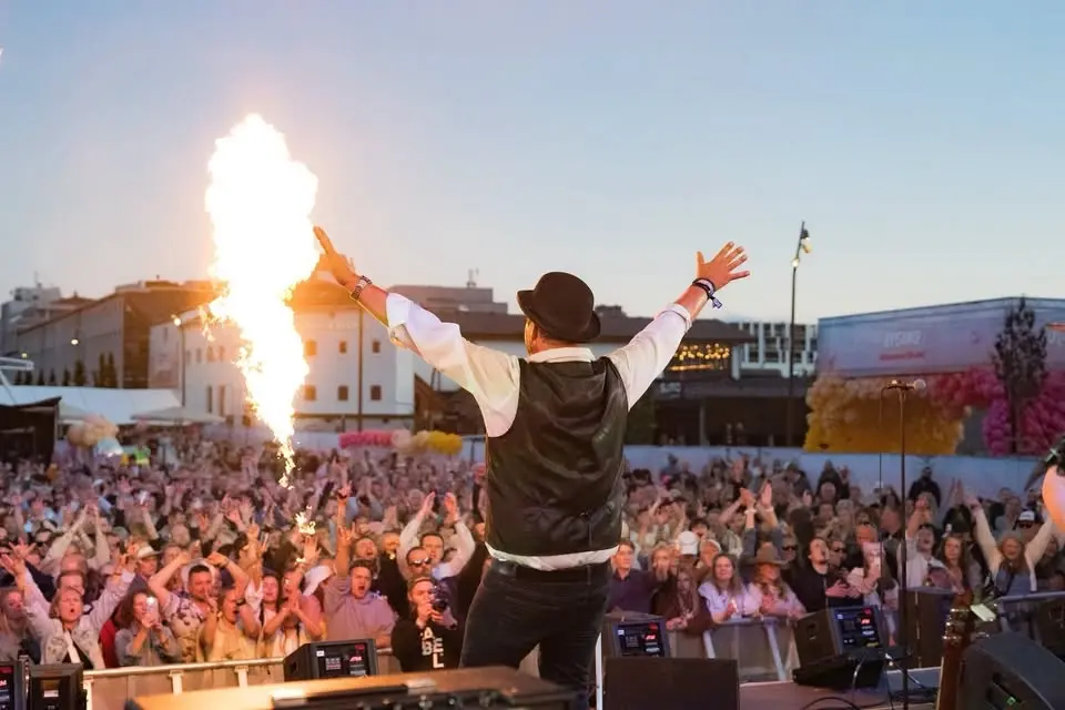 FJÅGE I VÅGEN - INGENTING!!! pluss Lille John - DETTE BLIR "Liden" og MER!! Gratiskonsert 5. aug!