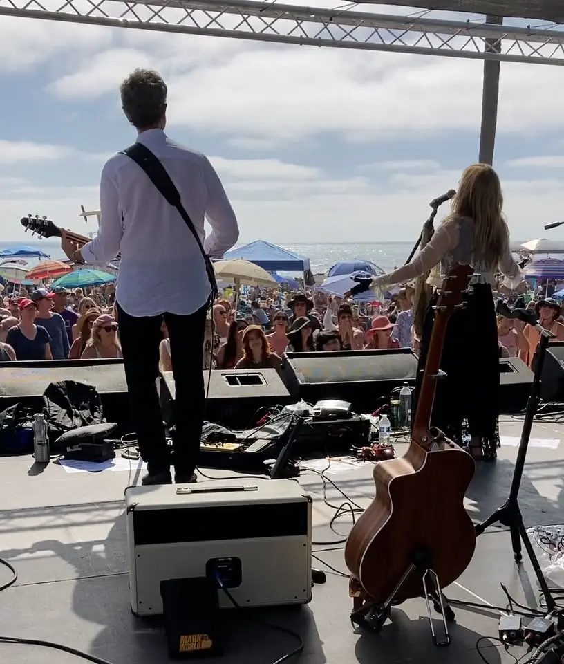 Gypsy Dreams- Fleetwood Mac Tribute- SeaLegs  Live