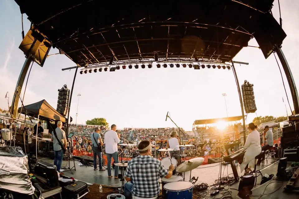 TrainWreck Opening for Rodney Atkins | Warren County Fair