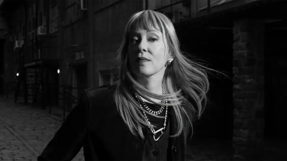 Suzanne Vega - Flying With Angels