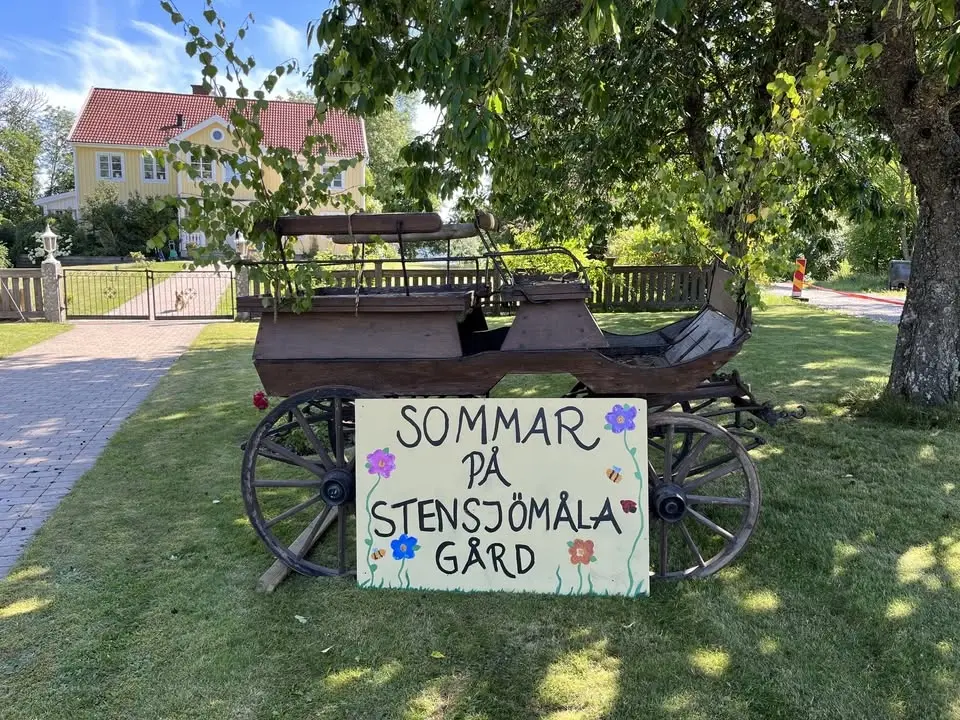 Sommarmarknad på Stensjömåla Gård