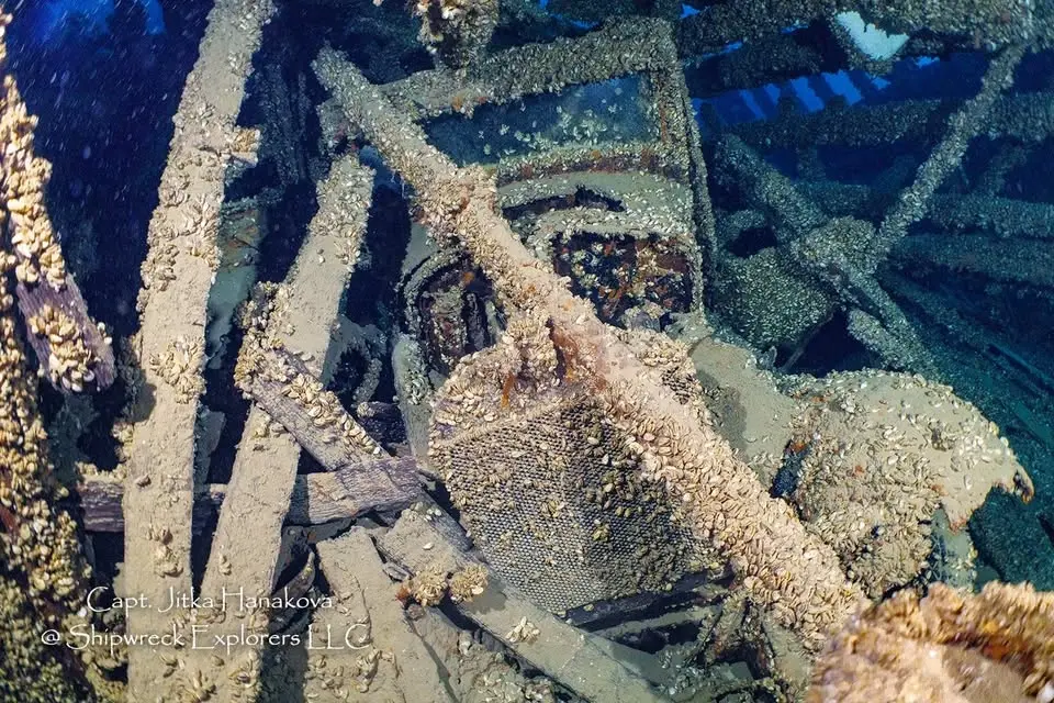 AM Individual – S.S. Wisconsin (2 dives)