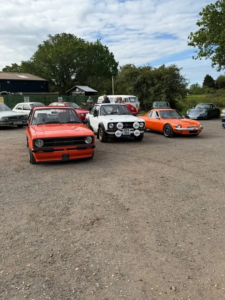Pre 1990 Classics and interesting cars at the Cosy Cup Cafe Billericay CM12 9SB