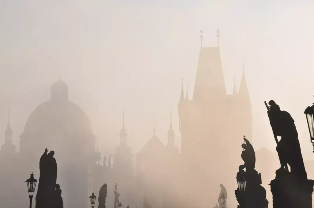 Praha tajemná  — pražská tajemství s Davidem Černým