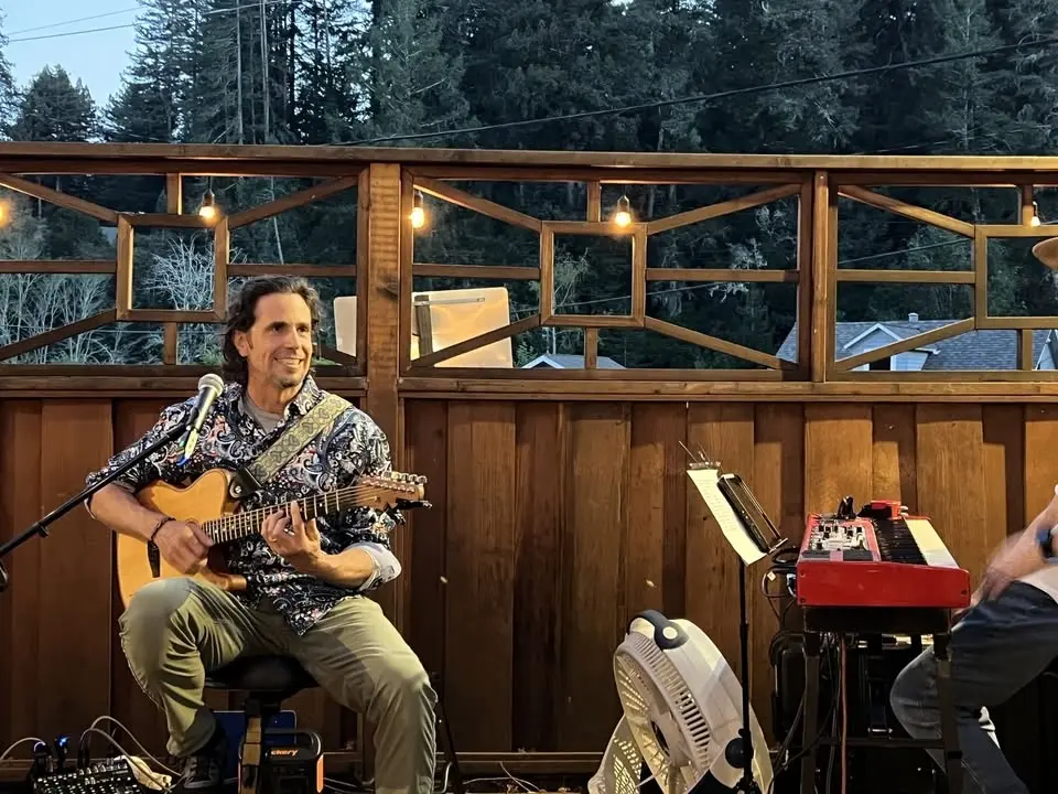 Mark Van Haren Trio @ The Crow’s Nest