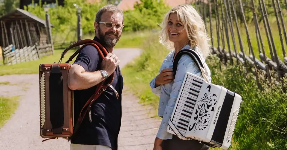 TINA AHLIN & BENGAN JANSON