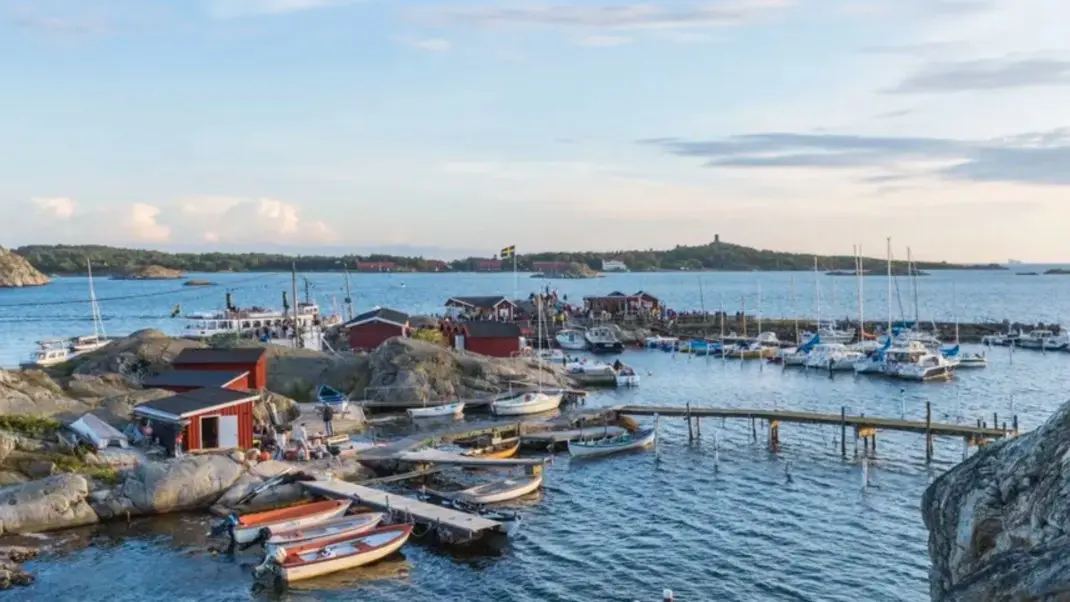 🌿🥾 Discover Brännö: A Scenic Island Hike