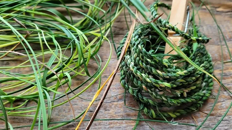 Cordage: Natural Bracelet Making