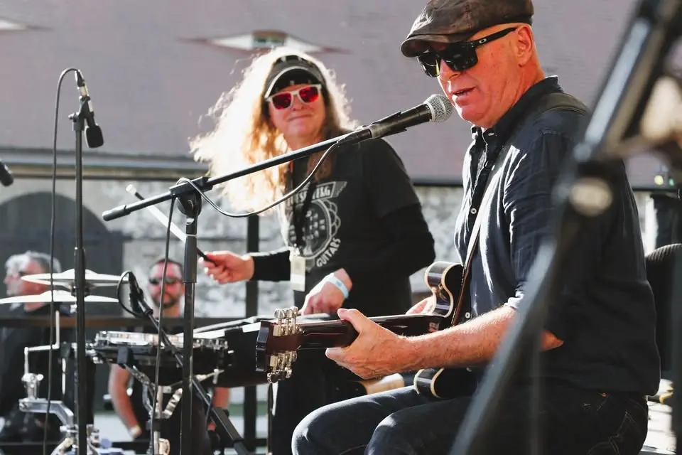 Dr. Slide & der Wolf