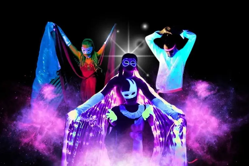 Underground Black Light Theatre Interactive Show – Images of Love