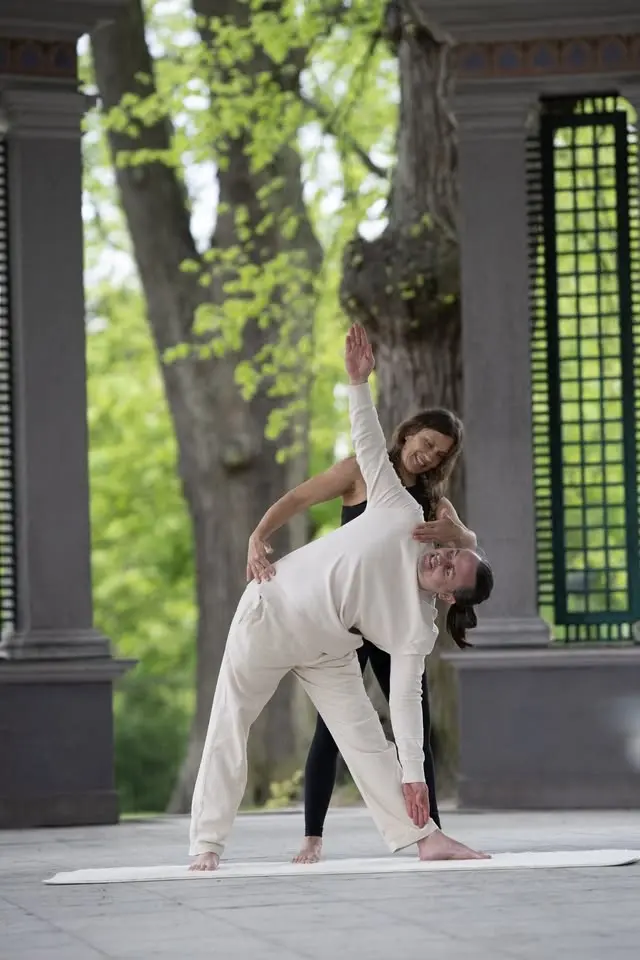 Yoga för stela män kurs (9/2-13/4)