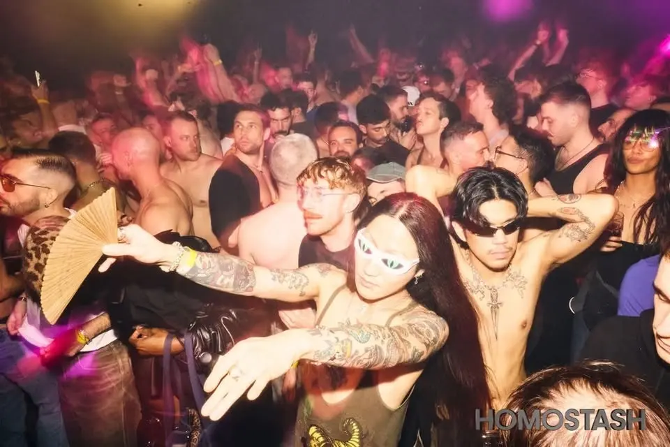 HOMOSTASH PRIDE RAVE 🌈🌈       🌈3 ROOMS🌈