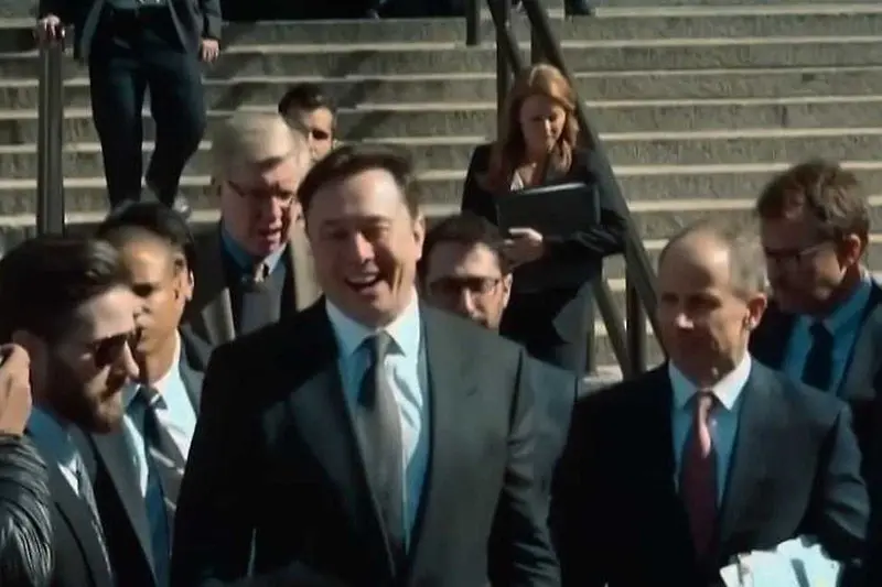 Elon Musk Unveiled – The Tesla Experiment
