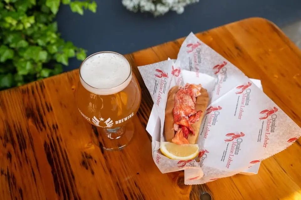 Cousins Maine Lobster at Hardball Cider Lobster & Peach Festival