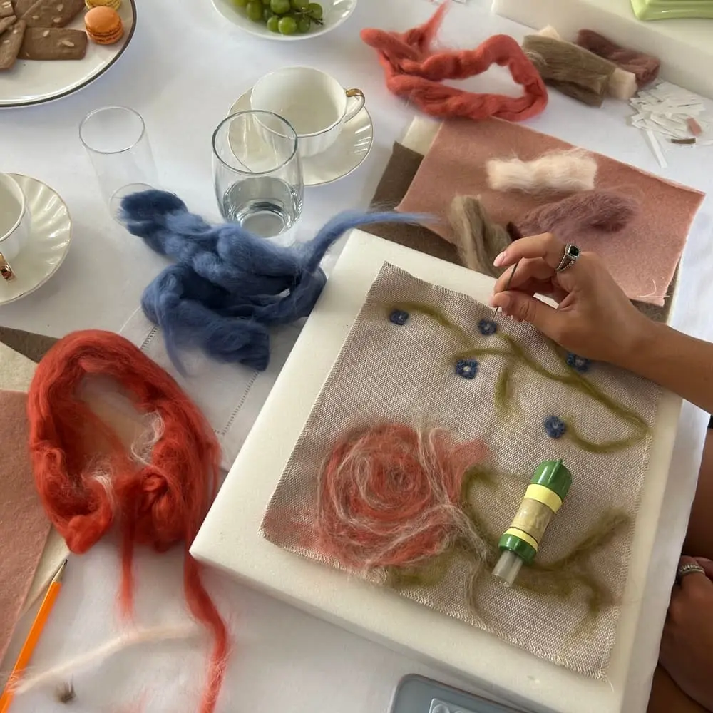 Needle Punching Pillow Workshop