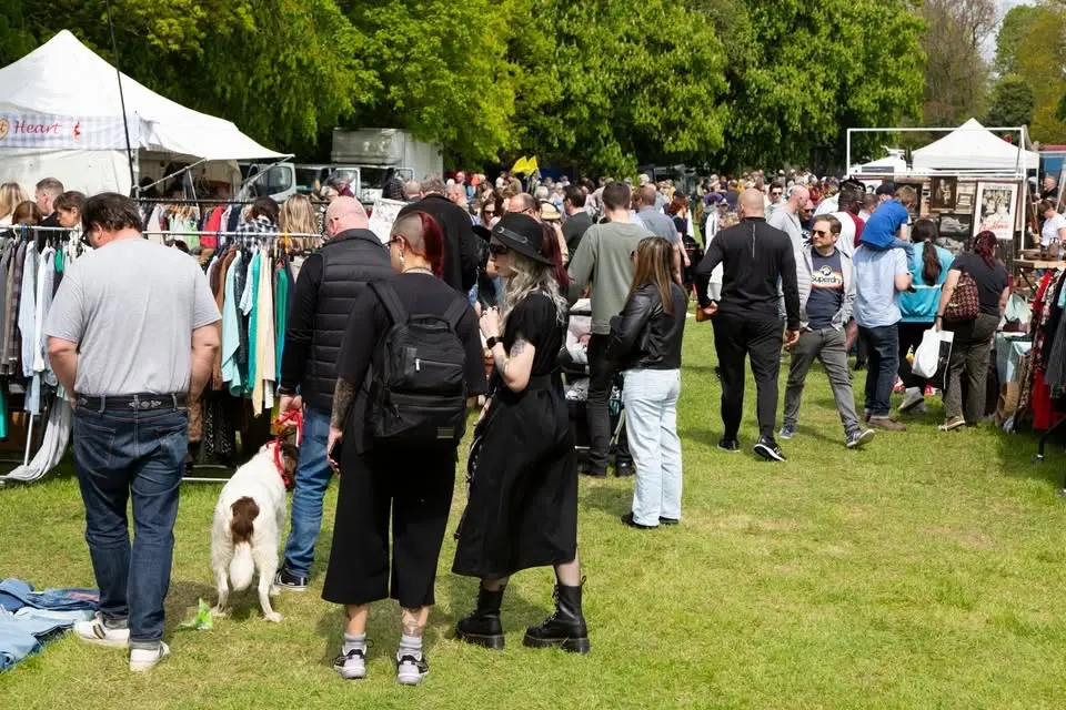 Vintage & Antique Open Air Market
