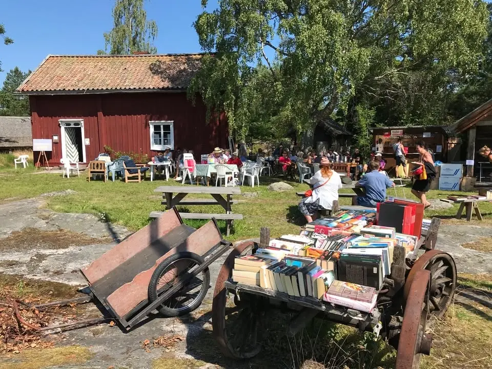 Hembygdsgårdens dag med loppis