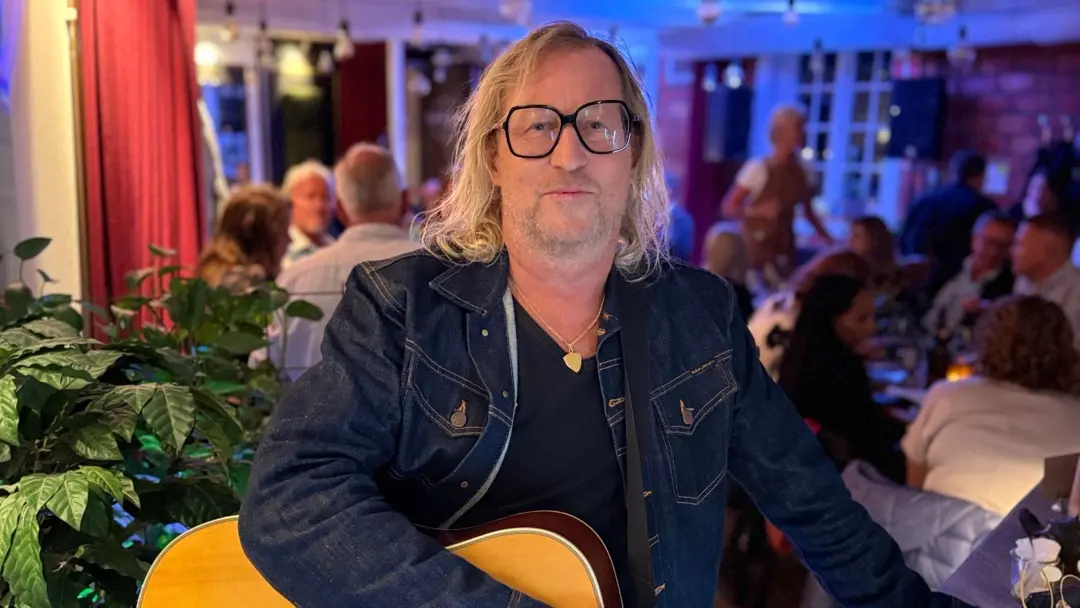 Julbord med Per-Ola Sandberg & DJ i Smedstorps medborgarhus