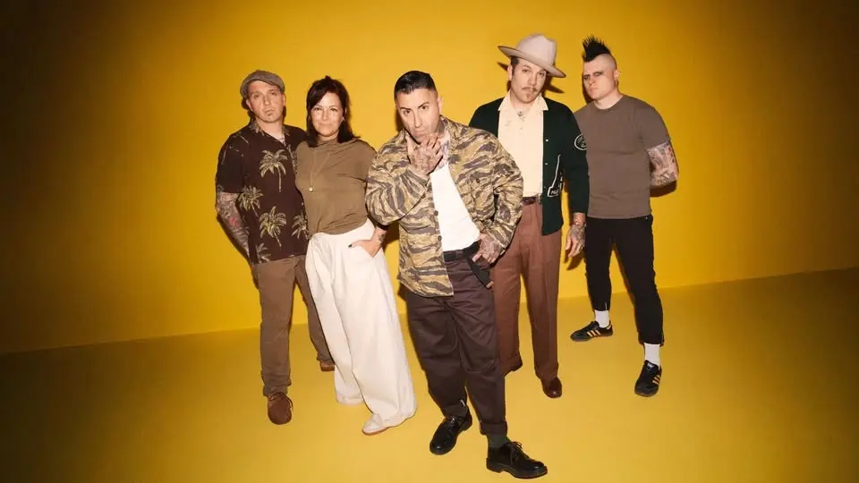 AUSVERKAUFT! | Broilers - WARM-UP 2026 | Batschkapp | 23.06.26