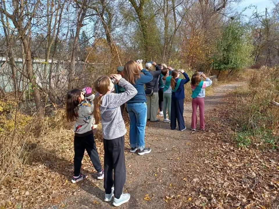 Youth Birding in Roberts Bird Sanctuary