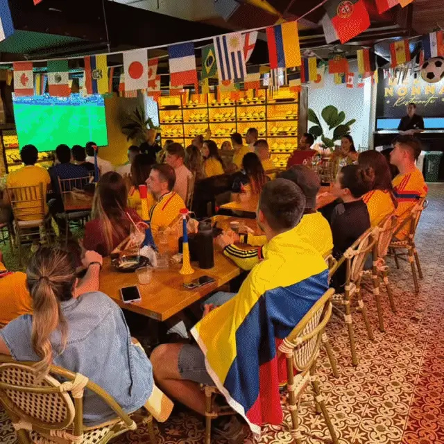 World Cup Night: ¡Vamos Colombia! 🇨🇴