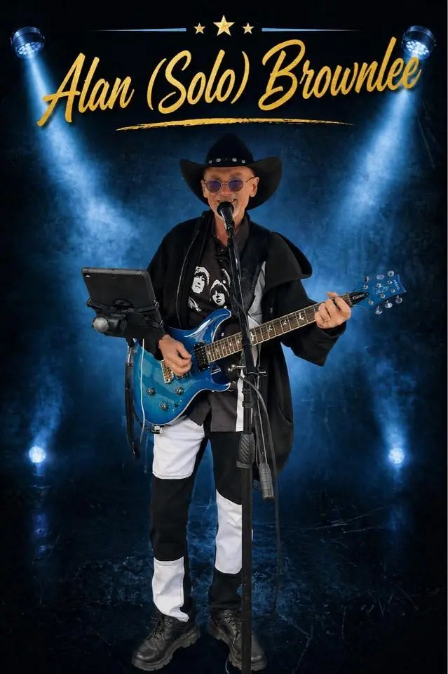 Alan Solo at Dwain's Bar