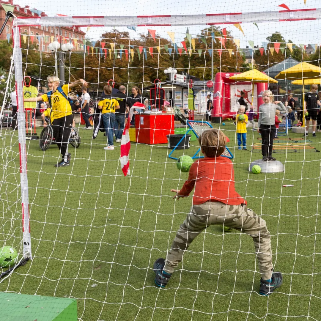 Prova handboll med Östermalmsklubbarna