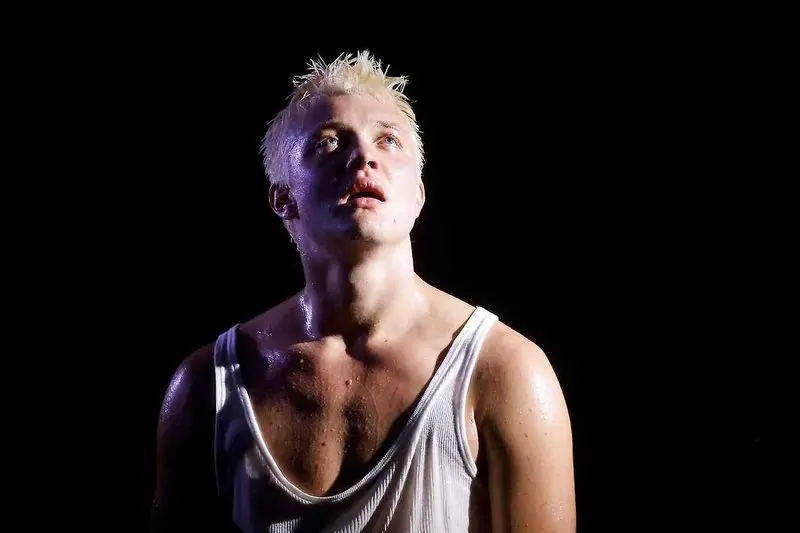 Maxim Gorki Theater: T-Boy on Grindr
