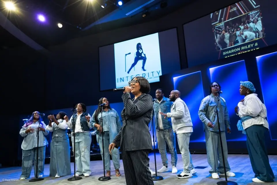 Sharon Riley and Faith Chorale at Hugh's Room Live in Toronto