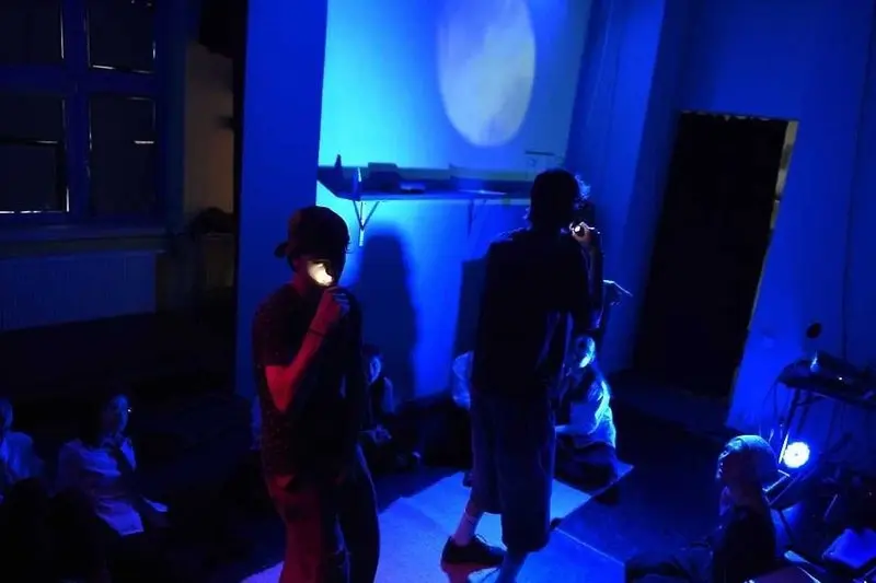 Stand-upy souboru Vosí hnízdo
