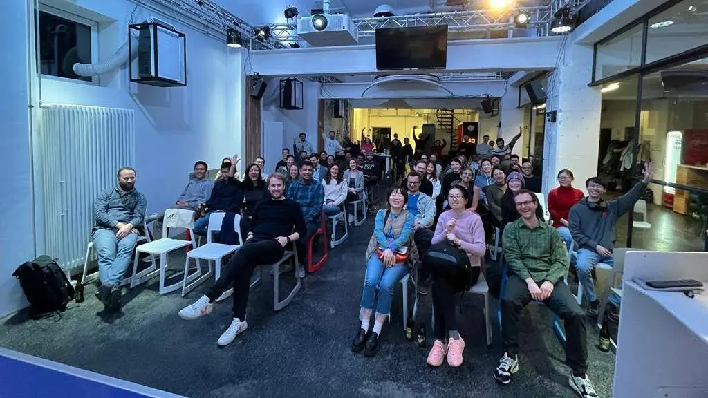 🌍 Geoawesome Meetup – Under the ground to above the sky!