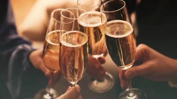 3/6 CHAMPAGNE och ANNAT MOUSSERANDE
