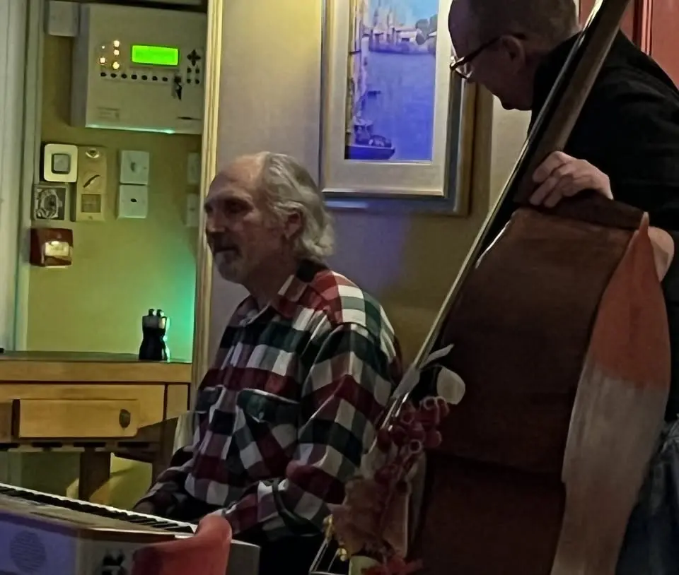Sunday Jazz with Simon Duet  Sunday 13th September  from 18:30