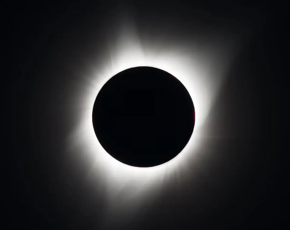 Eclipse total