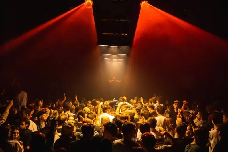 Origins x VU Free Party: Armând, ODJ, Millian