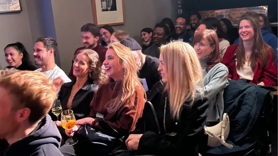 Laughs & Drinks in an Art Gallery 😍 (Mitte) - Saturday 7pm