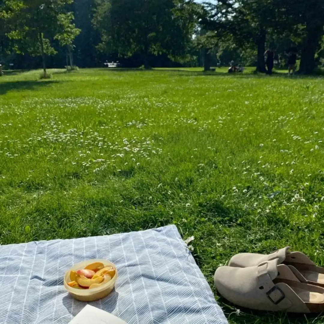 📚 Girls Who Read: Summer Reading Party in the Park ☀️