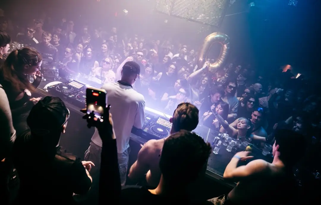 EPIC ╬ RAVE