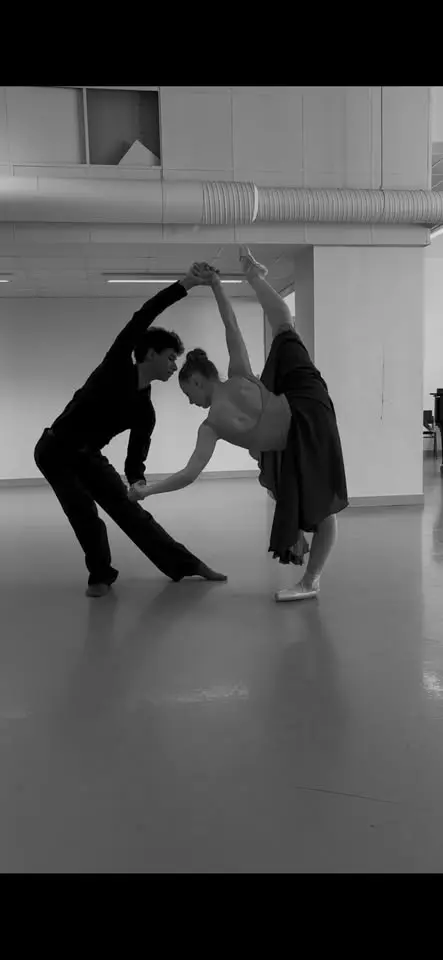 Bound Together – ett dansperformance om familjerelationer