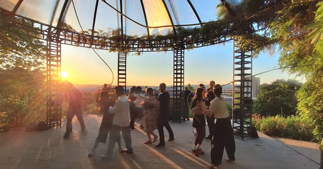 TANCHEERNA 💃🎶 Dance Friending for Absolute Beginners 🌤️