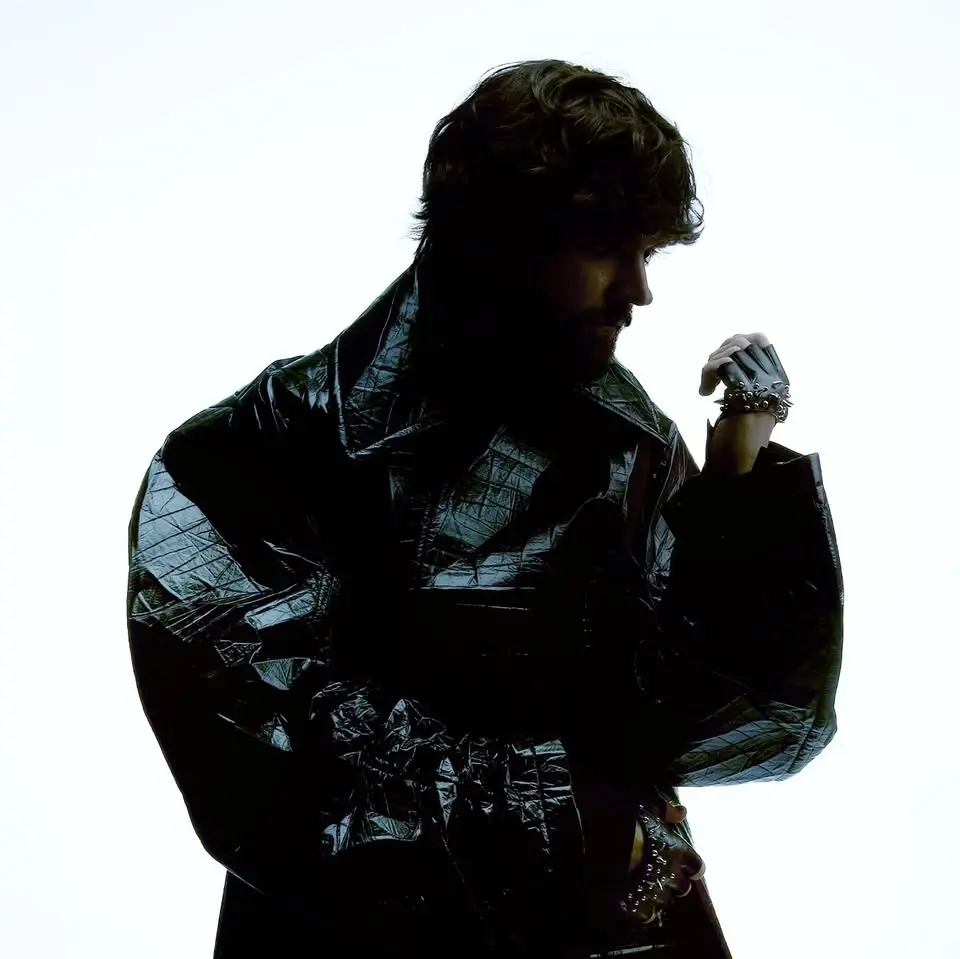 Madeon presents Victory Live