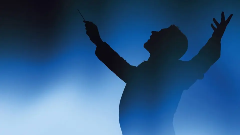 TRILOGY: Stravinsky, Mills & Shostakovich
