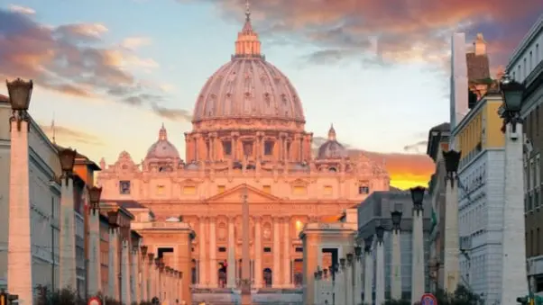 Walk,cambiamo prospettiva,San Pietro e i suoi lati