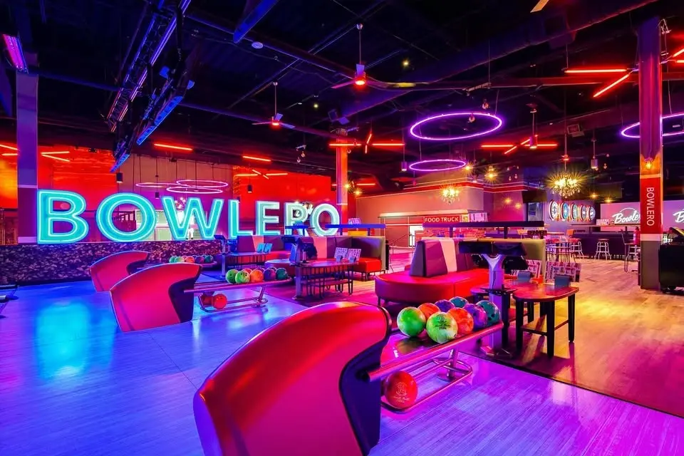FREE EVENT | Homeschool Bowling @ Bowlero Tamarac - Sponsored by Outschool