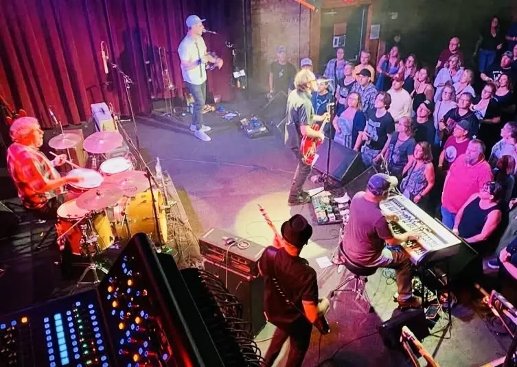 Final full band show of 2026 at Carbones