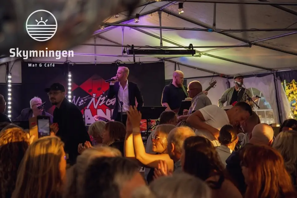Allsång med One Night Band 🎶