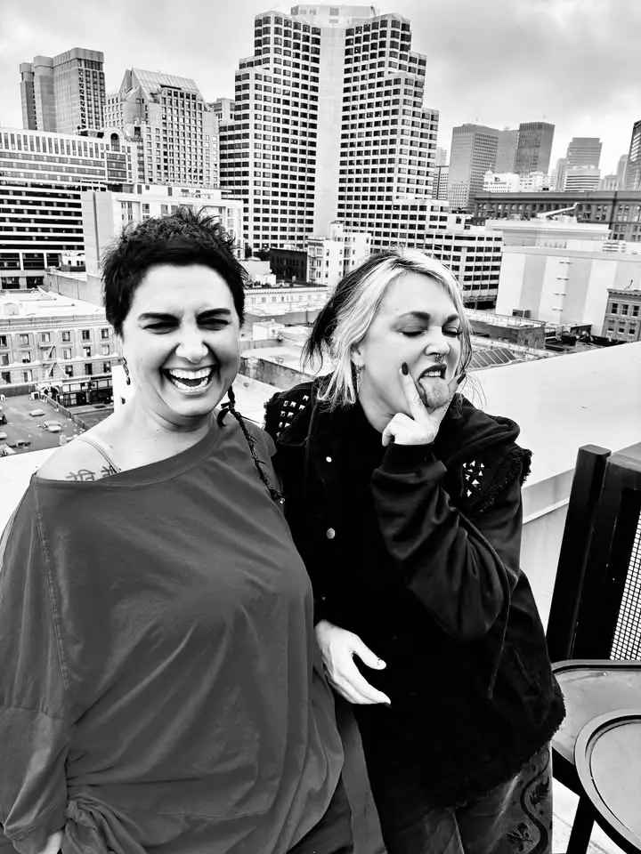 FF (AVA KOOHBOR + SHARKIFACE) / KIMIA KOOCHAKZADEH-YAZDI / CHRIS EVERINGHAM