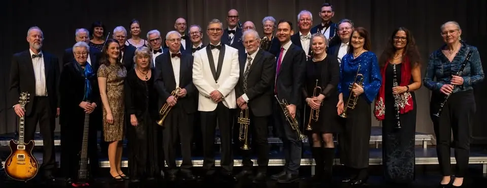 Lunchmusik: Musik i försommartid med Österåkers Musikkår & Storband