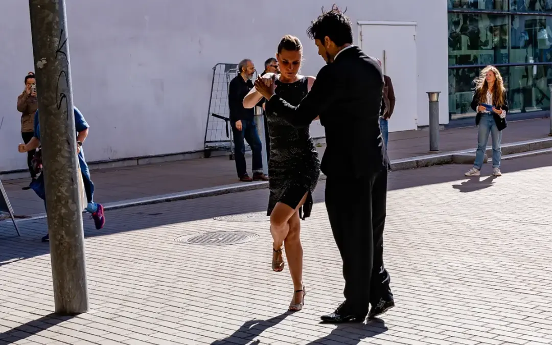 Tango på Sergels torg