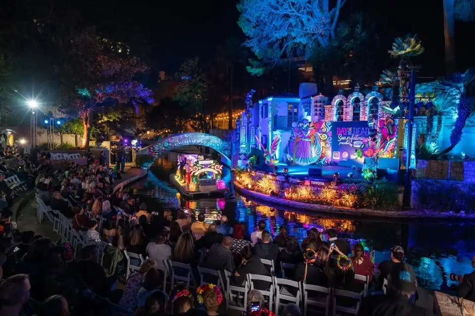 Day of the Dead San Antonio River Parade 🕯️
